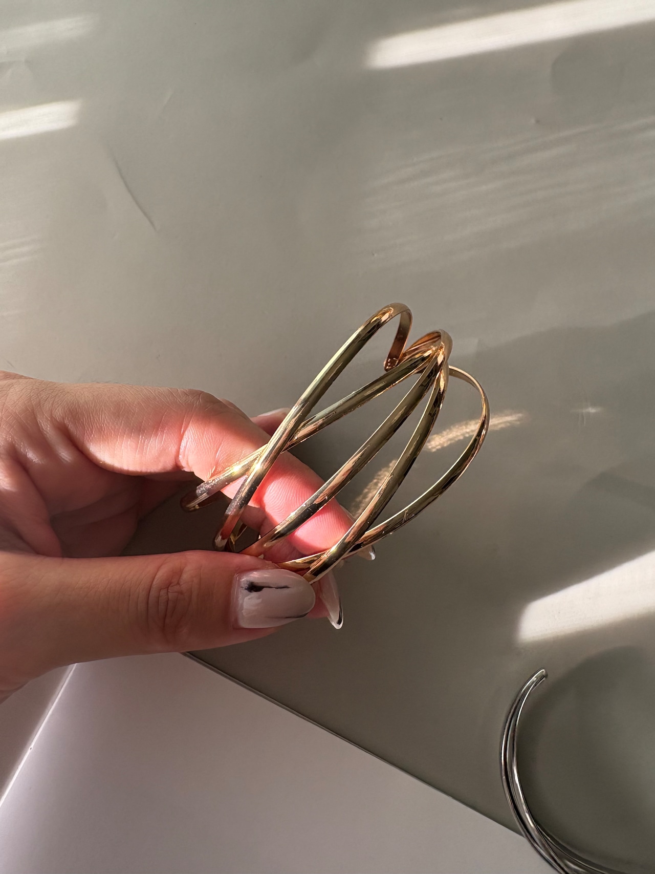 マルチラップバングル