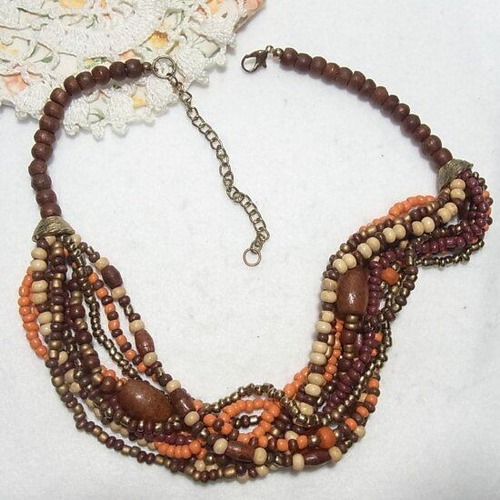 木とガラスビーズの10連ネックレス　コスチュームジュエリー格安セール　K1891N