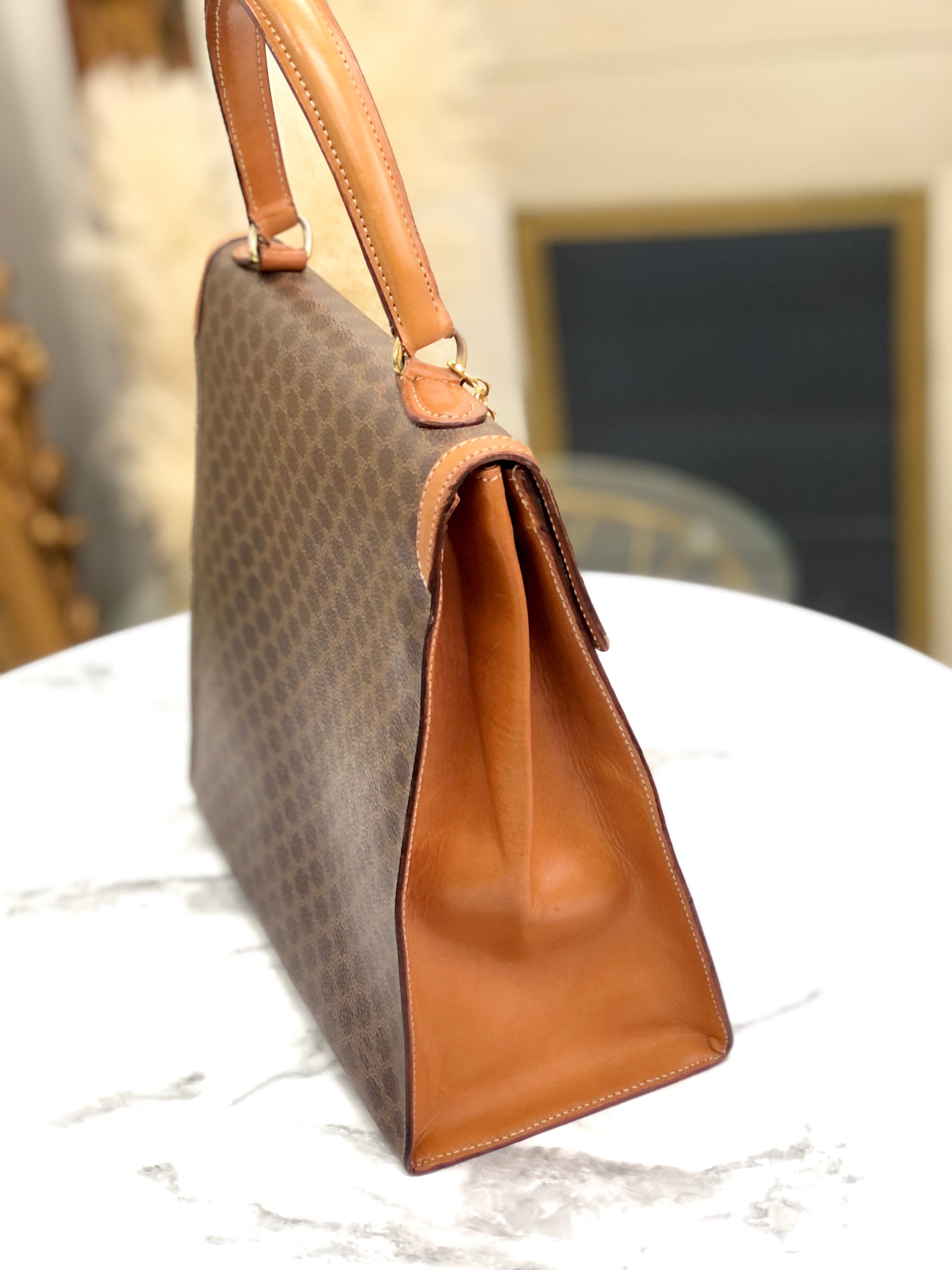 CELINE セリーヌ マカダム マンテル トグルチェーン ケリー CELINE セリーヌ マカダム マンテル トグルチェーン ケリー