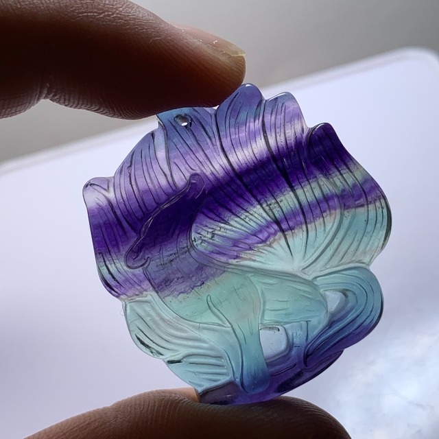 7.九尾狐☆狐フローライト ペンダントトップ