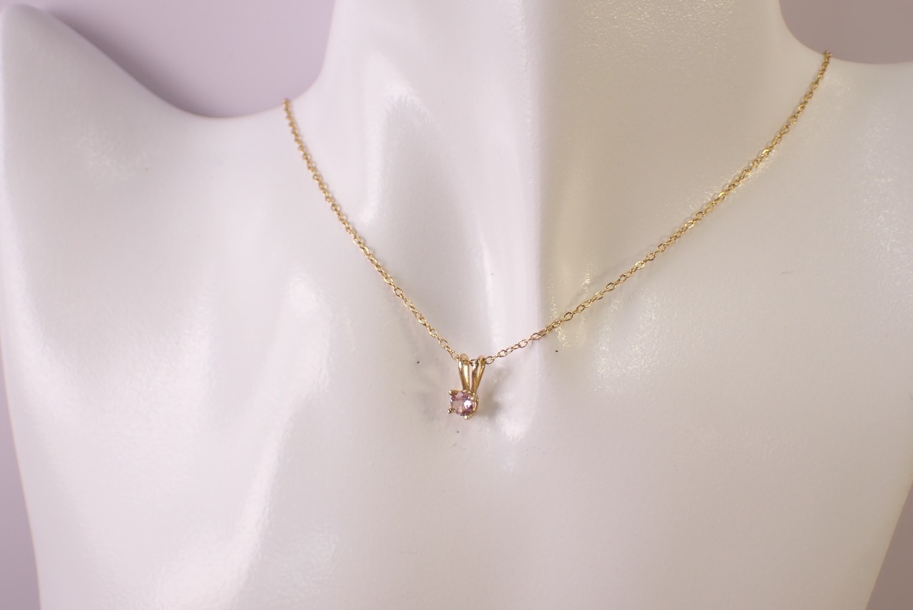 ドラゴンガーネットネックレス　0.26ct [D12‐173]