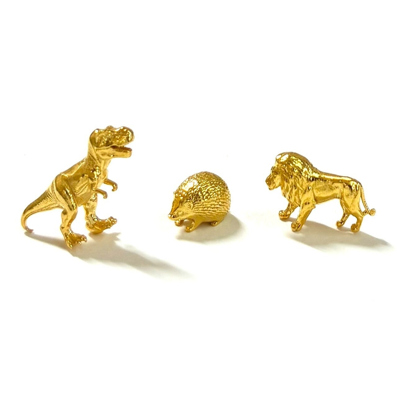 純金 約1g ライオン (No.2) JUNGOLD 指先サイズの芸術品 | JUNGOLD