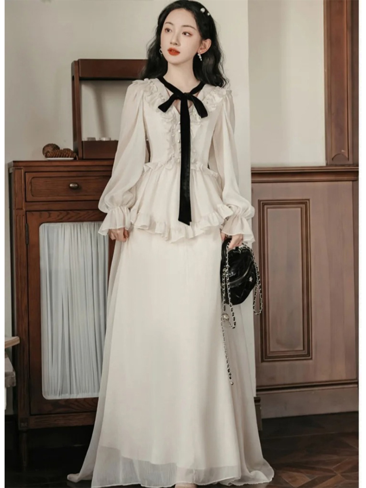 【0251】Maxi Length Frill Flare Long Sleeve Dress