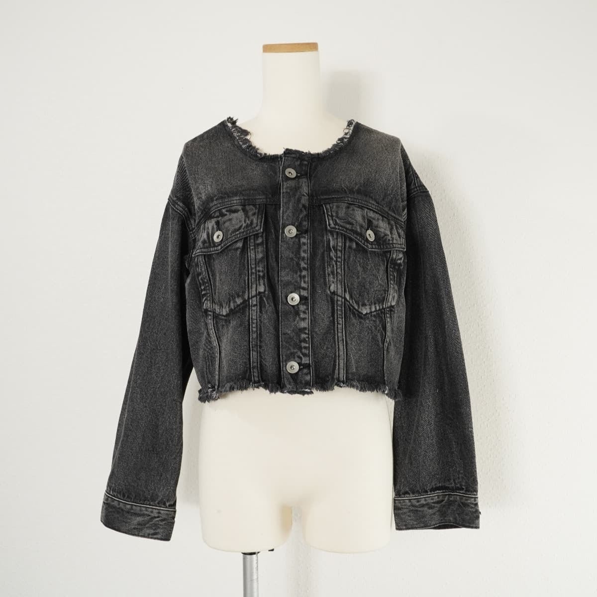 Ameri アメリ VEST LAYERED DENIM JACKET ベストレイヤードデニムジャケット アウターコート |  「フクル」ファッションブランドユーズドセレクトショップ powered by BASE