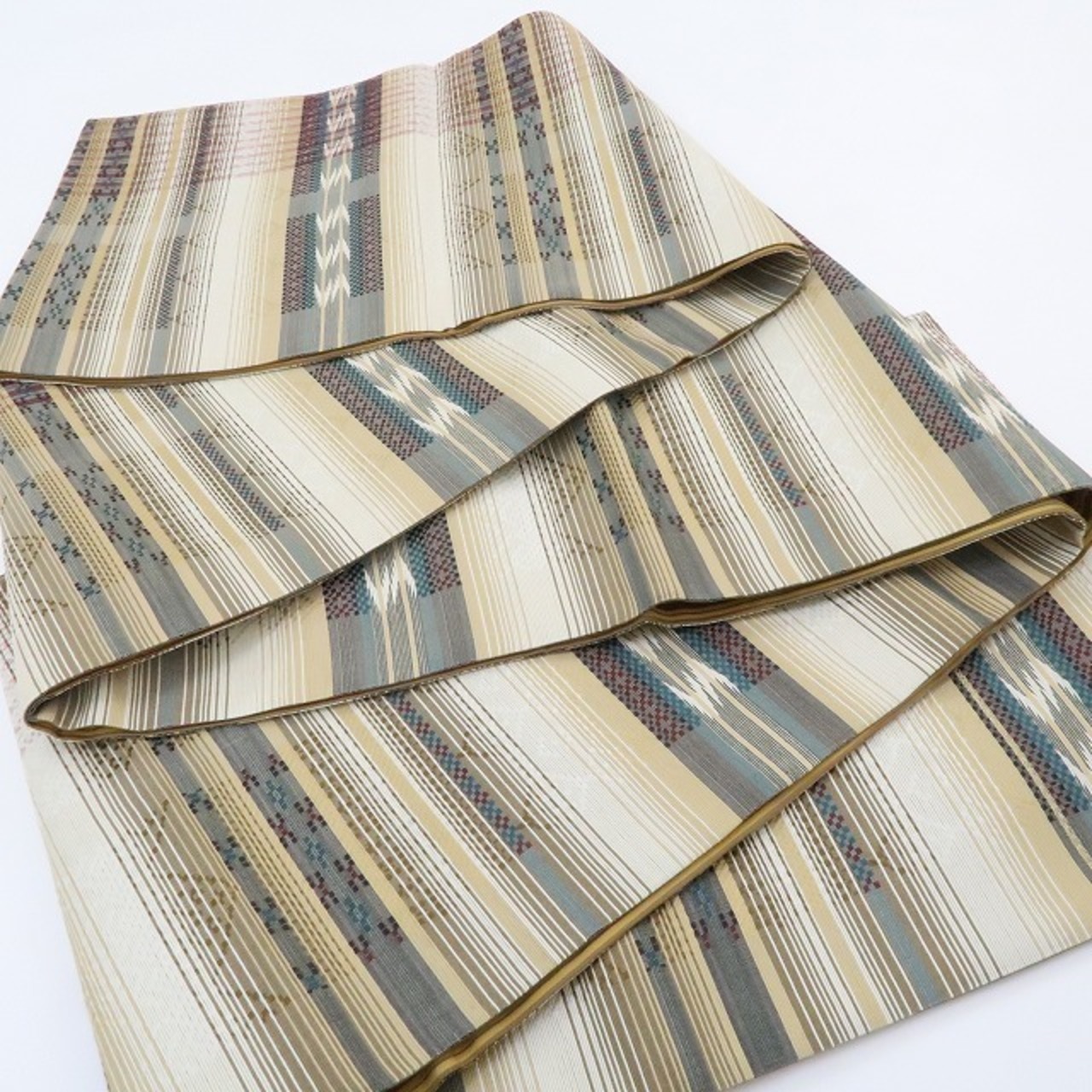 ◎新品未使用◎着物 正絹 袋帯 からし 色 花 草 柄 お出かけ 習い事 