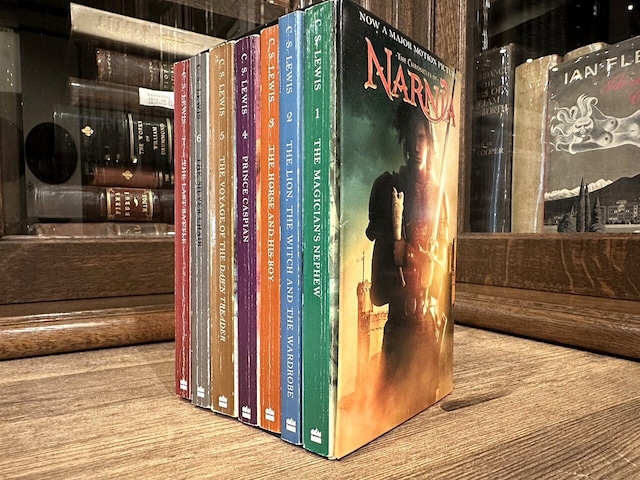 【SC001】The Chronicles of Narnia, Boxed Set (7 Volumes, Complete) / second-hand books