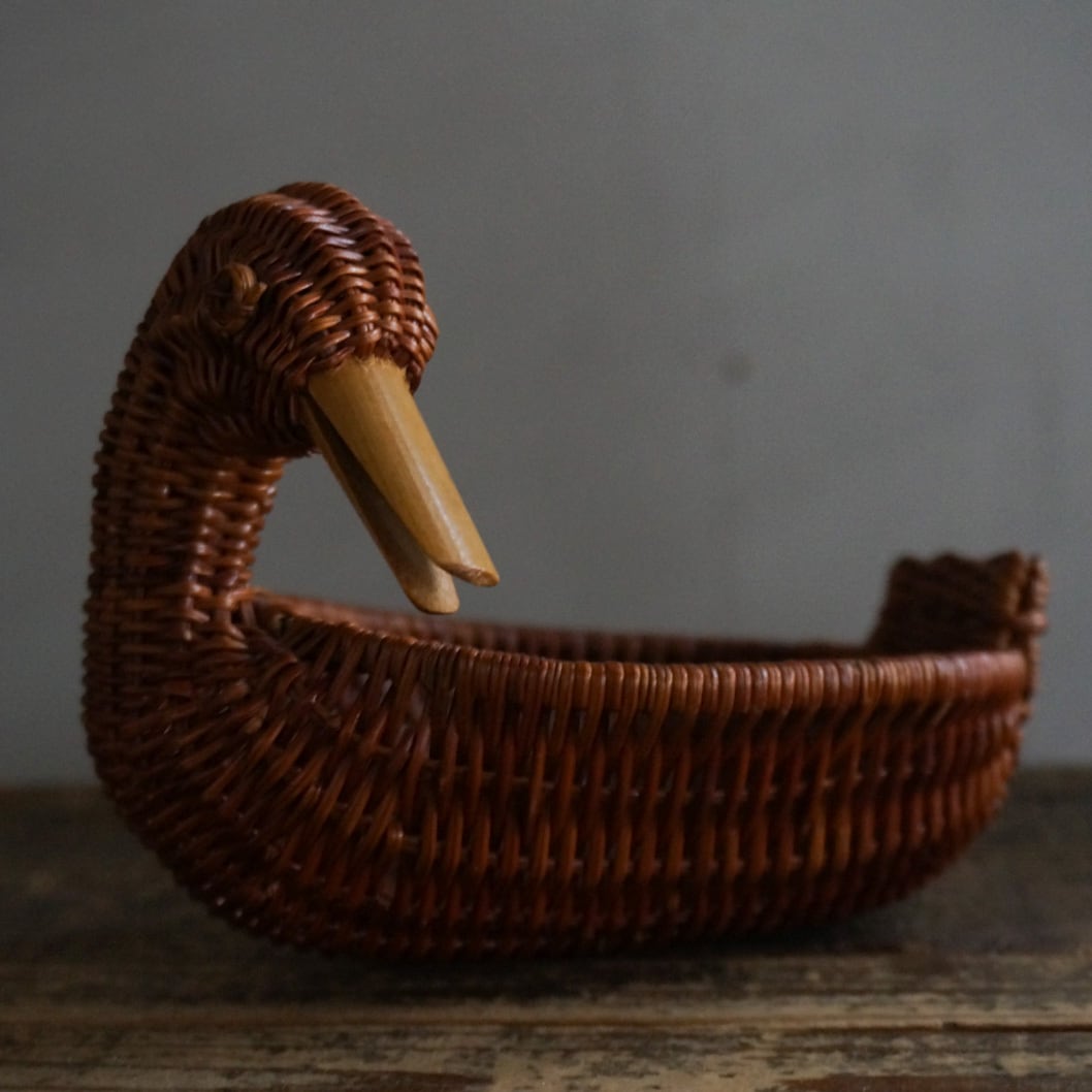 古い籐のアヒルかご | Konishi Koffee web shop