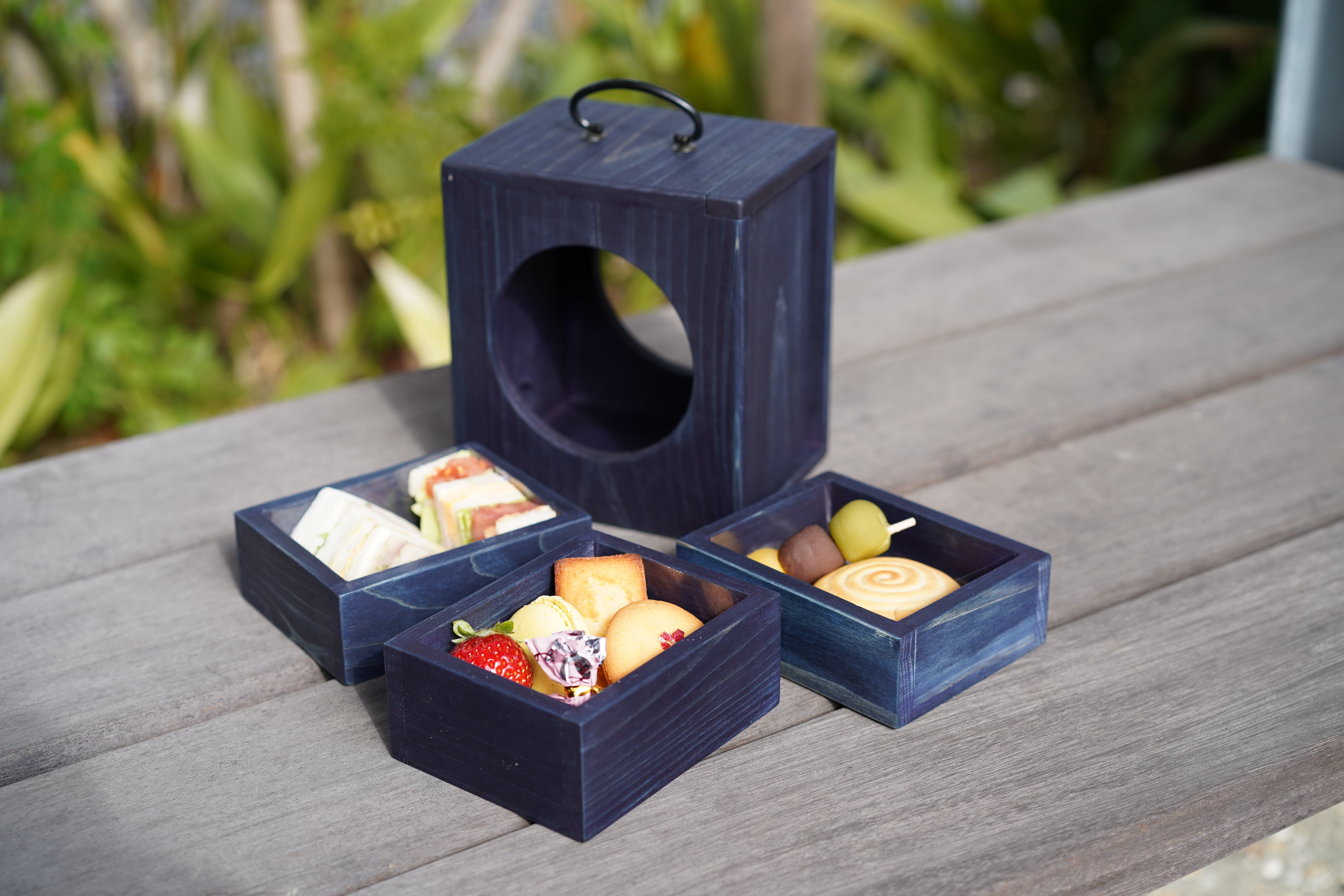 受注生産】藍染遊山箱（ゆさんばこ） | 江淵鏡台店