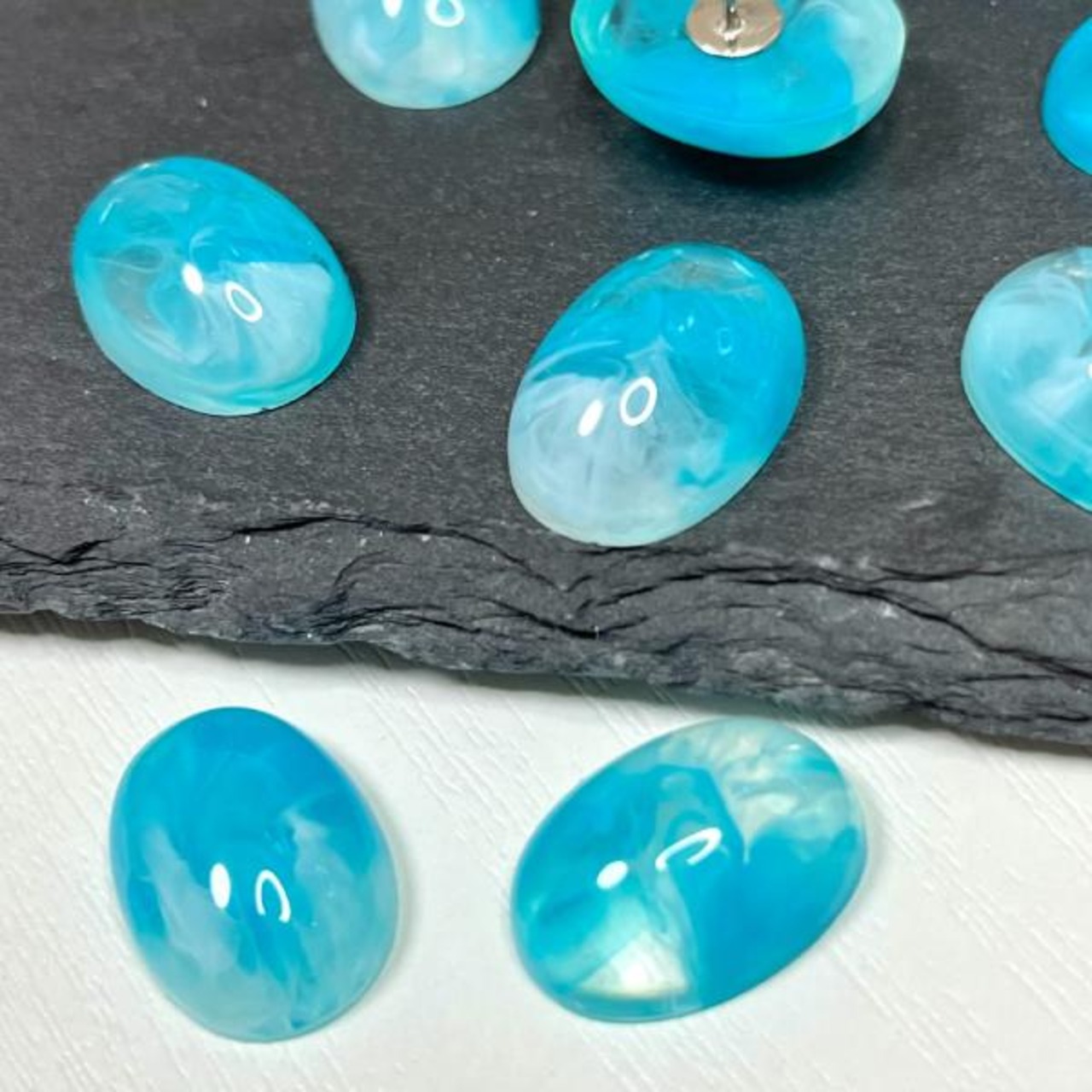 【2個】スカイブルマリンカラーアクリルカボション/パーツ/海