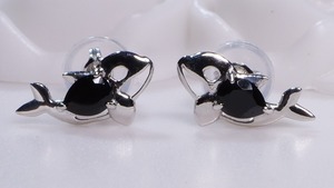 J37-12 Ptオニキスシャチピアス［01149966］