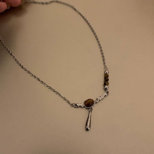 tianレトロな虎目石ネックレス