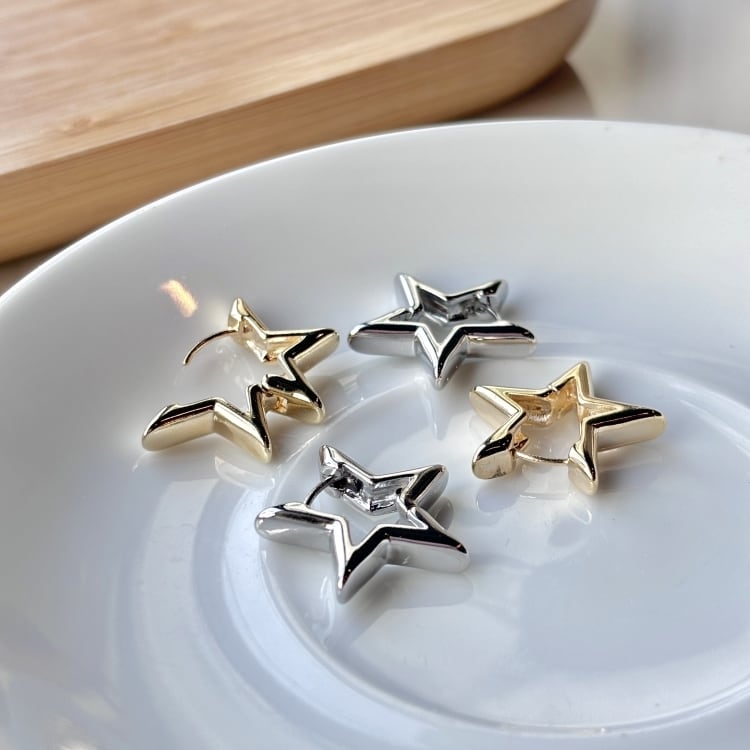 星リングピアス | lattencos