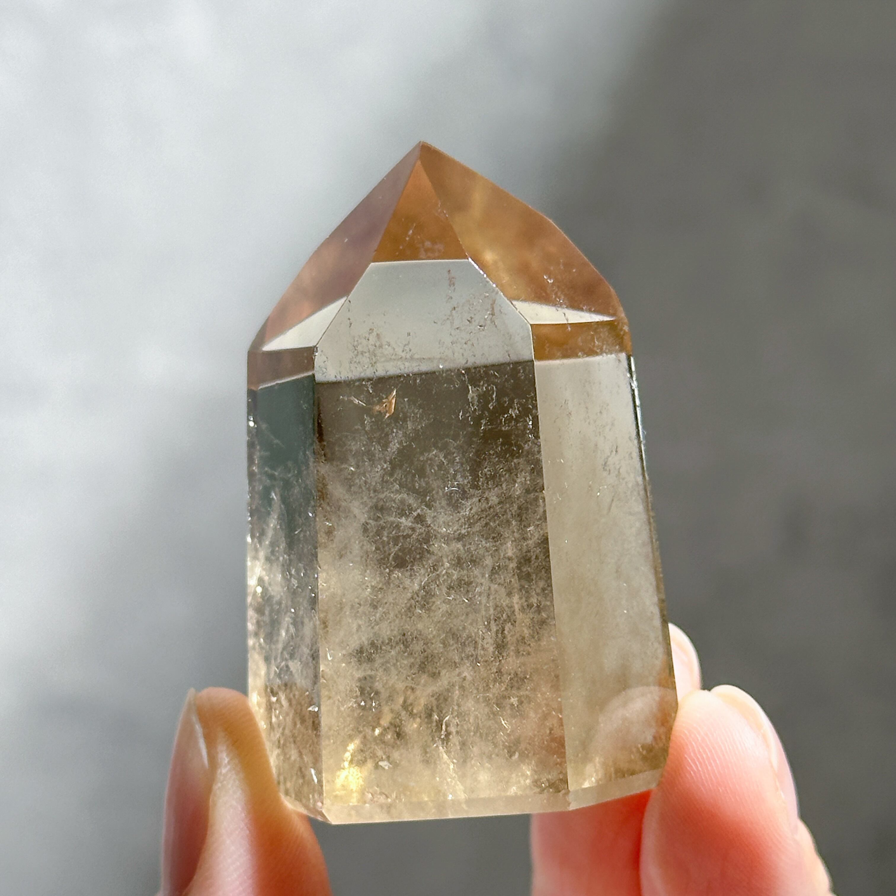 シトリン (黄水晶)タワー23◇ Citrine ◇天然石・鉱物 シトリン (黄水晶)タワー23◇ Citrine ◇天然石・鉱物