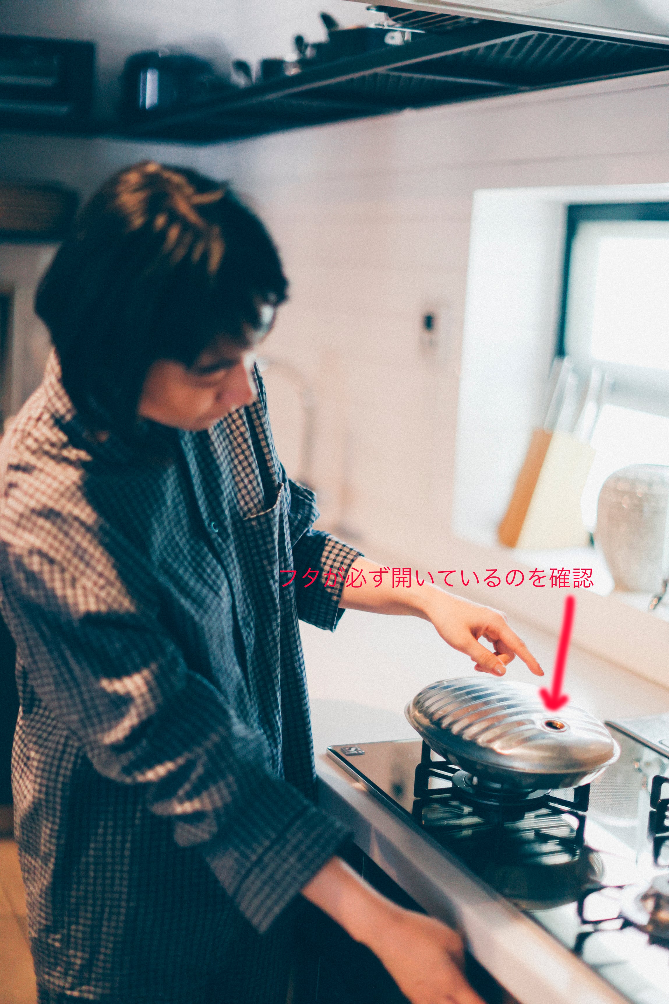 フリースカバー付き湯たんぽセット ワークマン】裏アルミ搭載の「湯たんぽ」が人気の“あったか