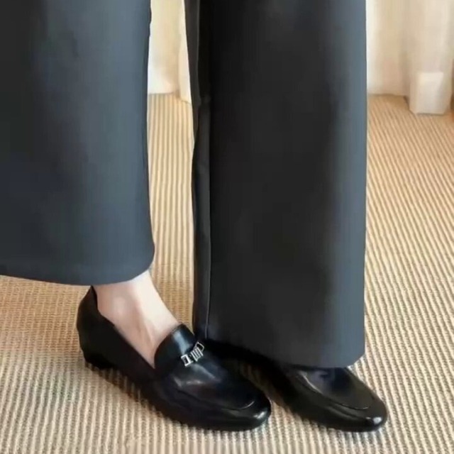 Metal accent strap loafers C1637
