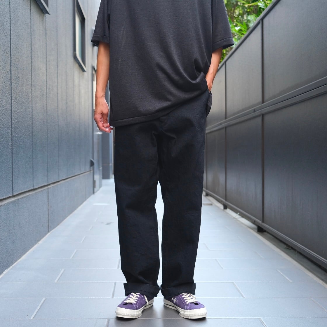 美品　20ss COMOLI コモリ　デニムオーバーパンツ　ブラック　サイズ3 COMOLI(コモリ) / ブラックデニムオーバーパンツ- BLACK-(C03