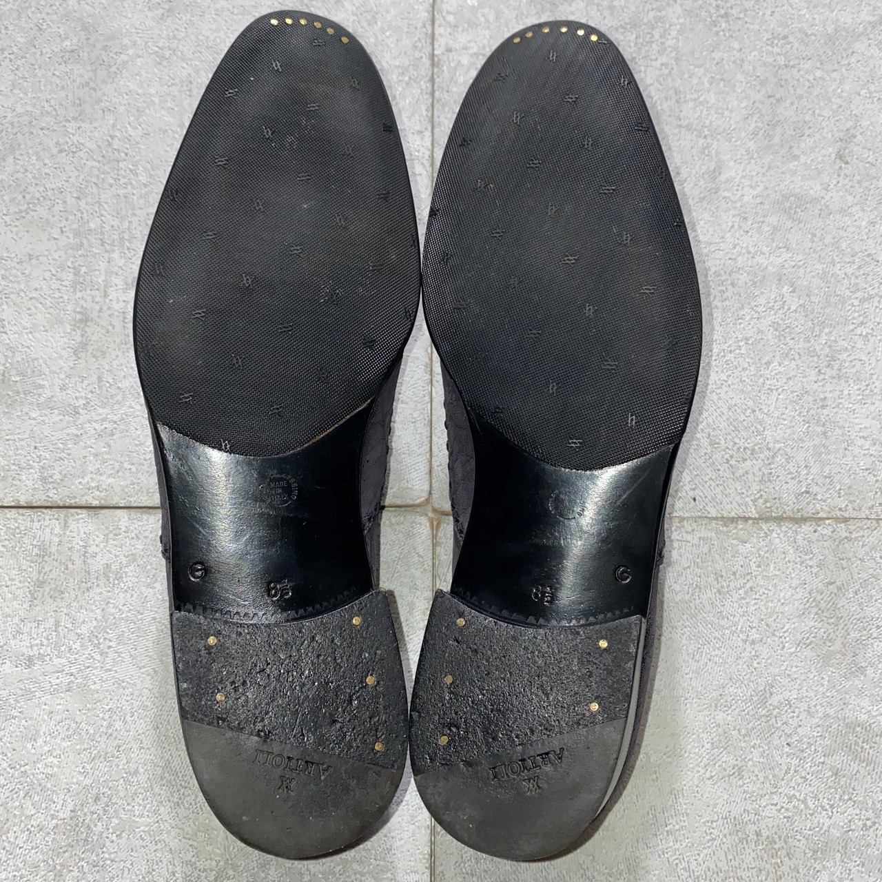 ARTIOLI elephant leather shoes