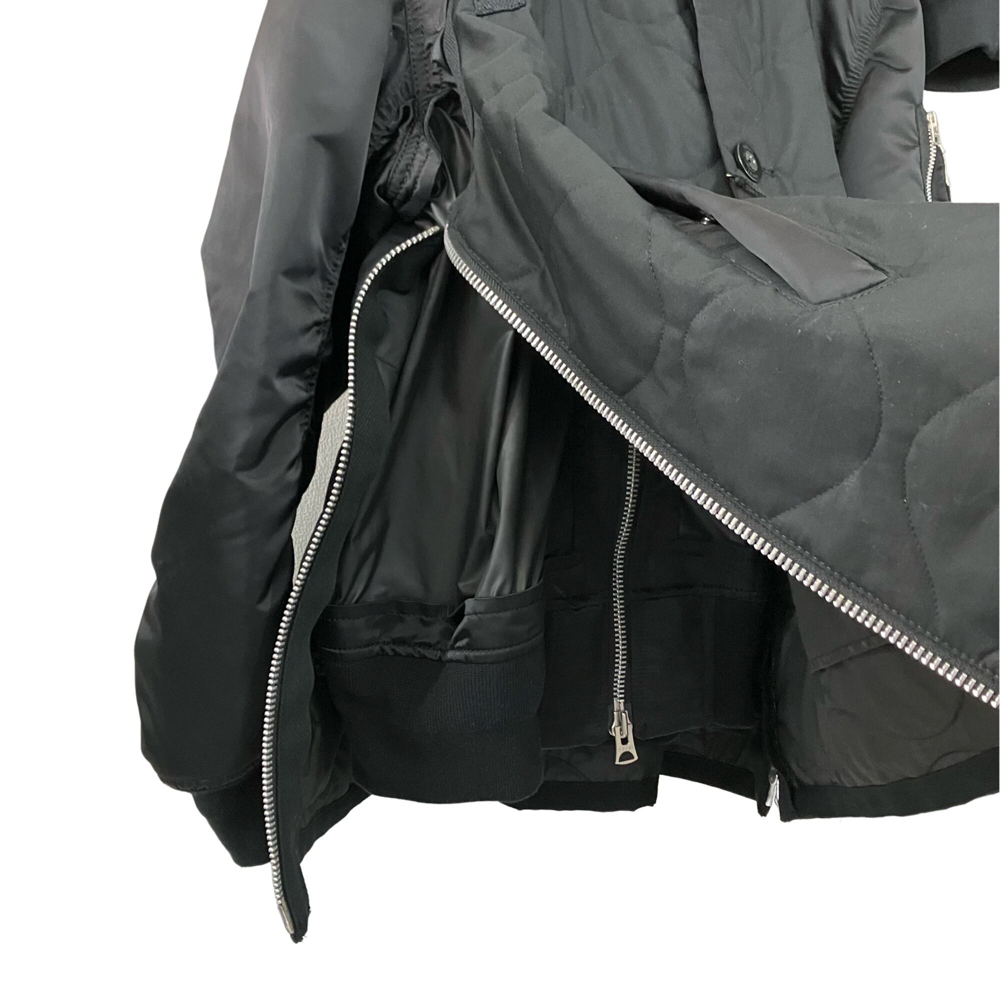 美品 21AW sacai nylon twill quilting side zip big silhouette 美品 21AW sacai nylon twill quilting side zip big silhouette