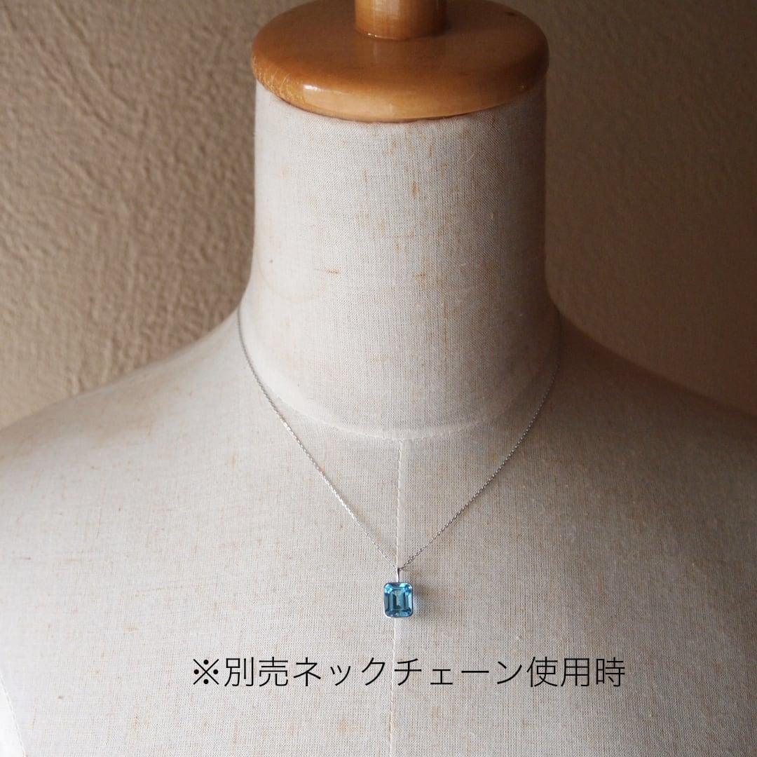 K14WGトップ ブルートパーズのペンダントトップ K14WG 究極シンプル手巻き加工