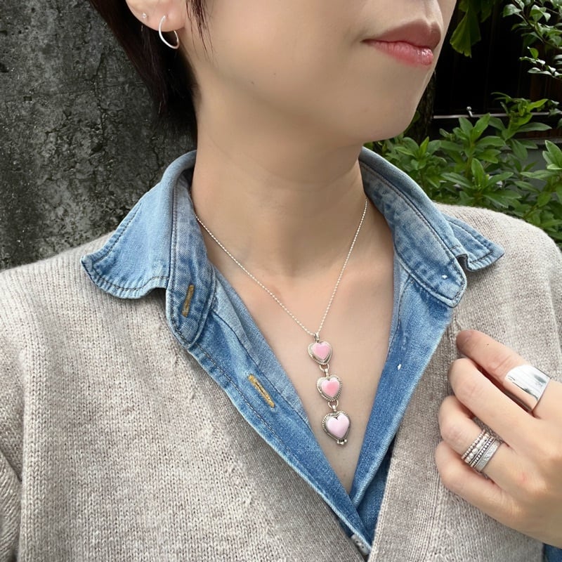 Indian Jewelry》 3連 ラージサイズ ハート コンクシェル ペンダント