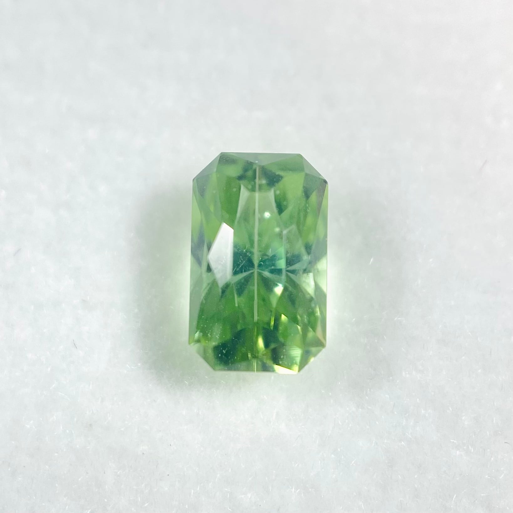 ジョンダイア氏カットのトルマリン