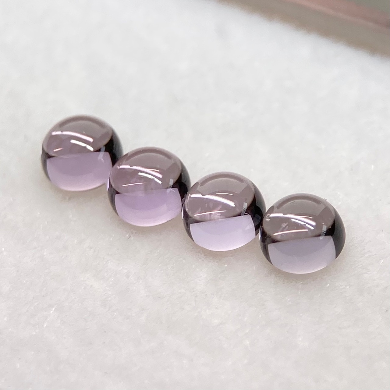 灰藤のスピネル 4石セット r-0654