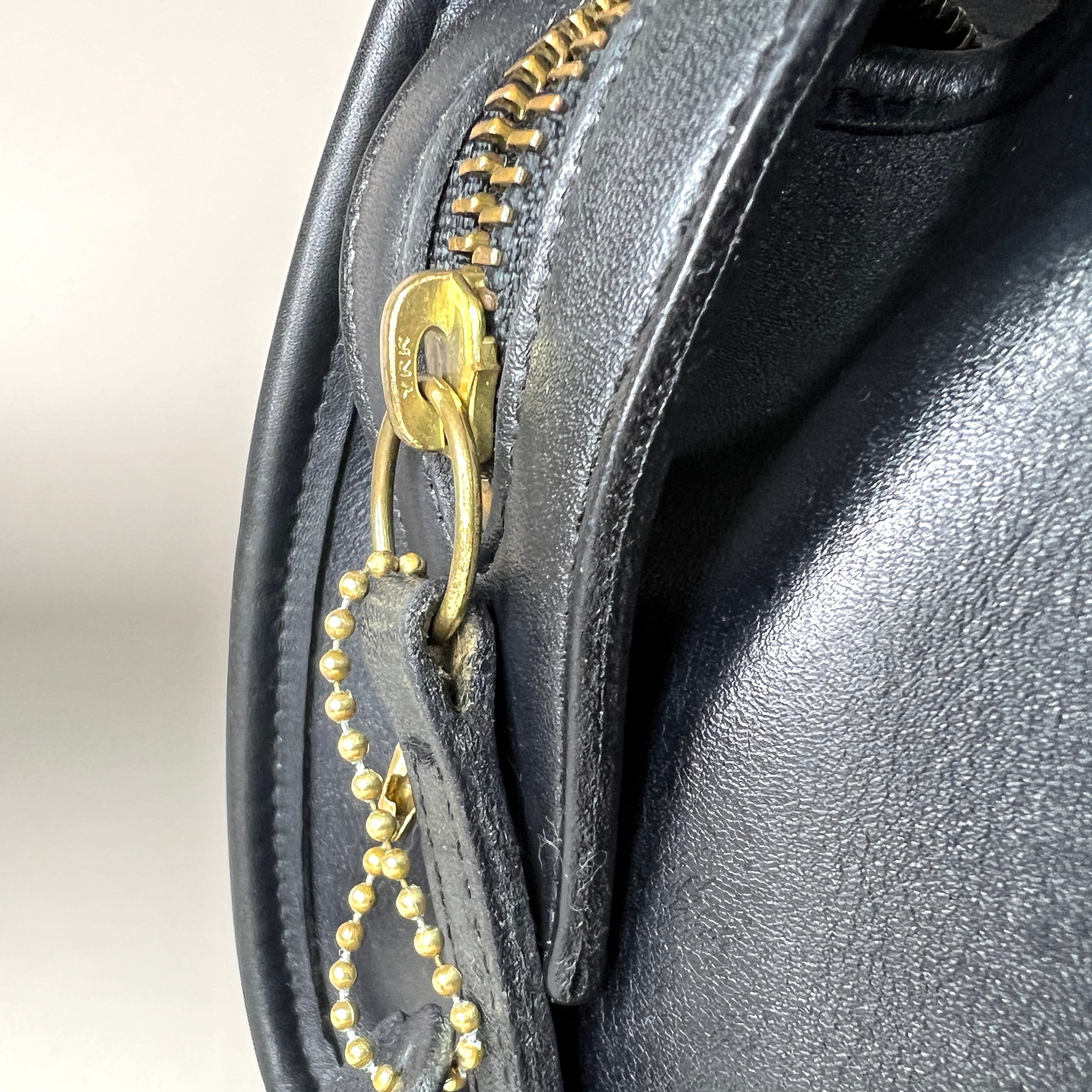 【美品】VINTAGE COACH HAND BAG BLACK 9942 Vintage Coach №9942 CAROUSEL BAG 1994 Navy | ONE VINTAGE