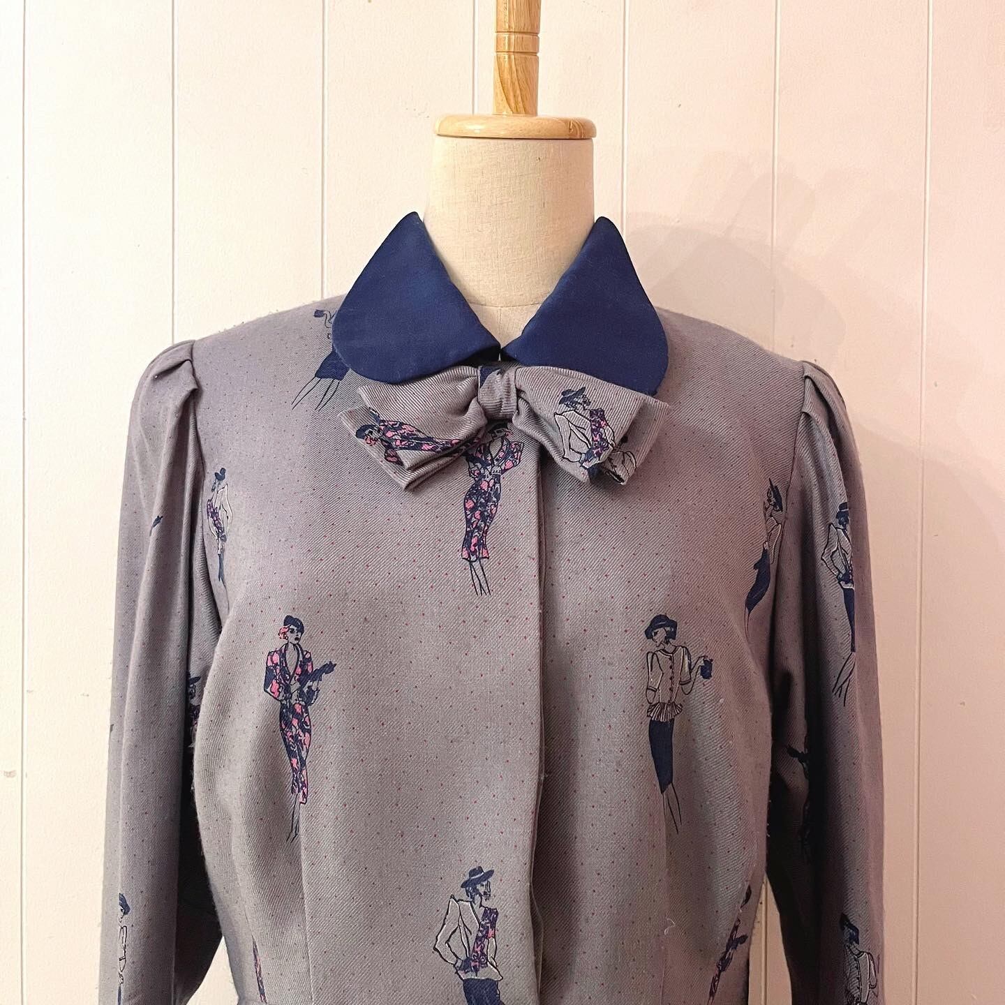 lady pink dot navy cuffs one-piece