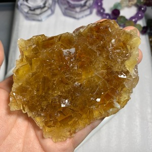 6.イエロー&ブラウンフローライト原石クラスター