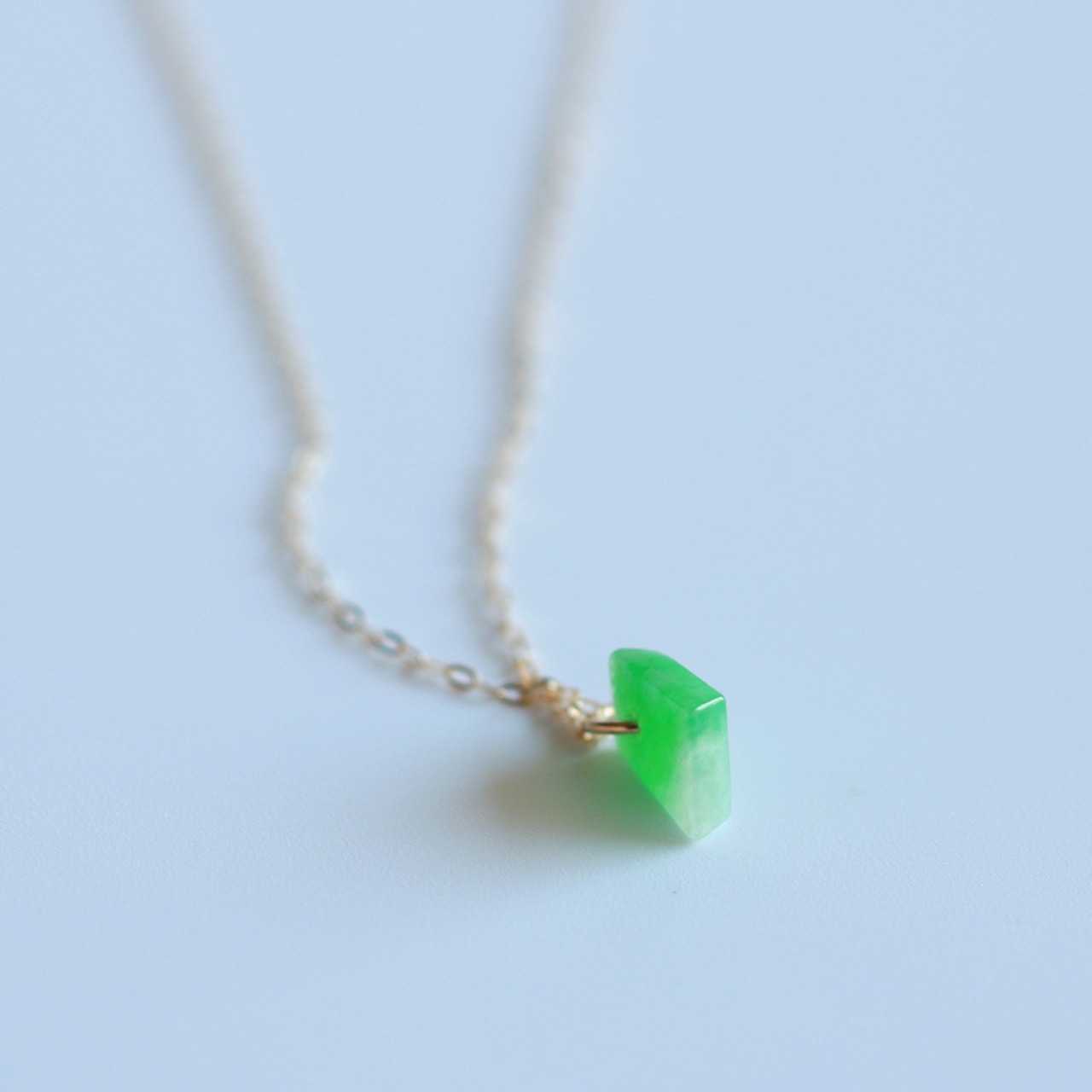 翡翠を自由気ままに日頃使い！ K10YG Kakeraネックレス A貨翡翠 jd_ne1157