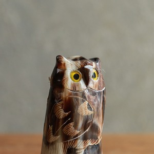 水牛の角で作られたフクロウ 16