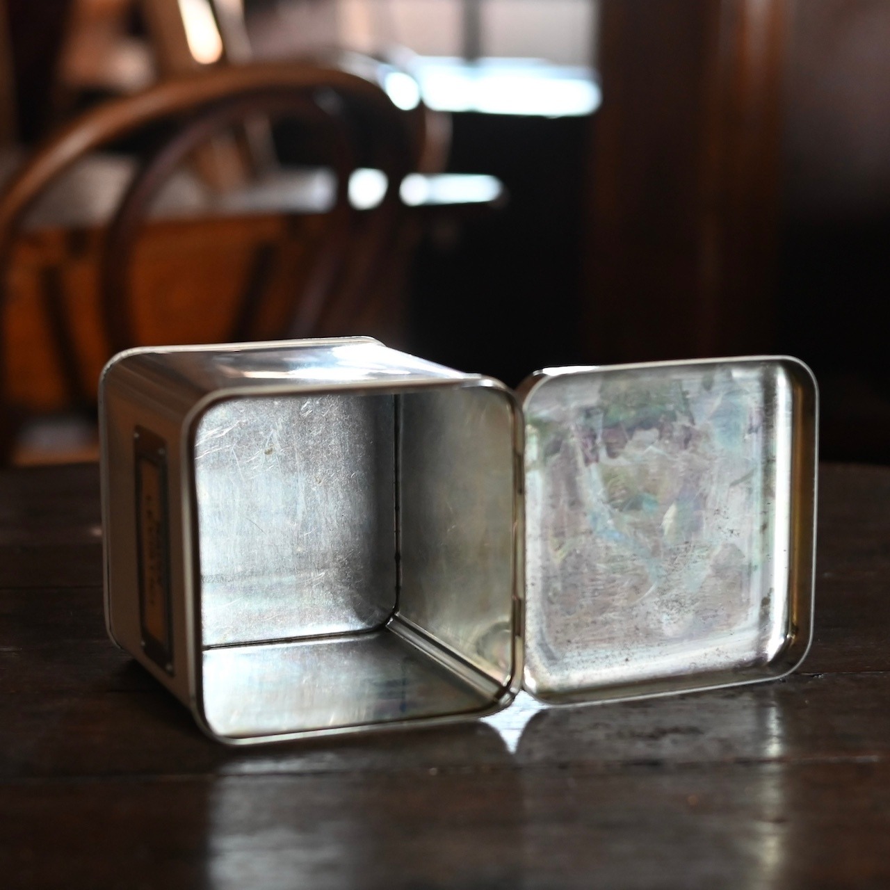 Tin Can / ティン カン【A】〈 缶・小物入れ・収納・店舗什器・アンティーク・ヴィンテージ 〉114347
