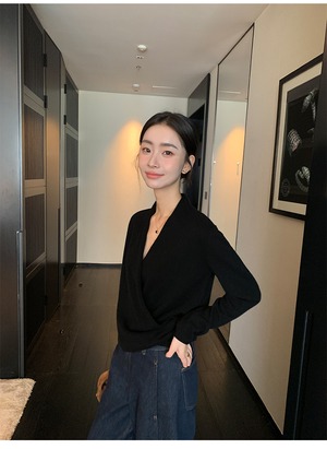 Wrap-style V-neck Long Sleeve Knit【H00081】
