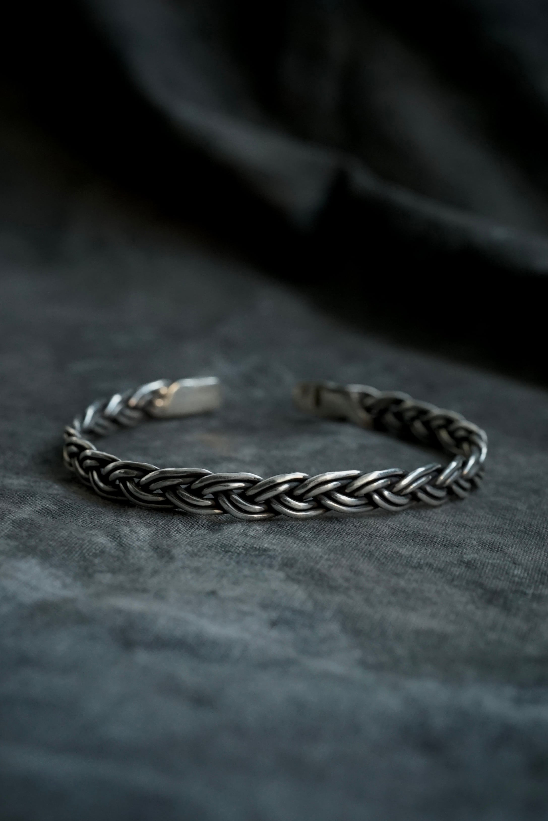 アクセサリー COLINA Hand Made Silver /10_Braid Bangle 受注生産】Hand Made Silver / 10_Braid Bangle | C O L I N A