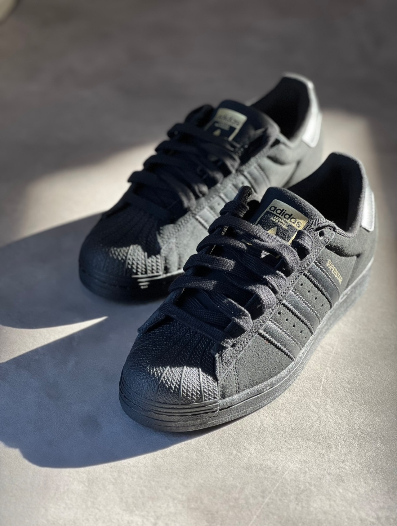 Adidas skateboarding "super star"