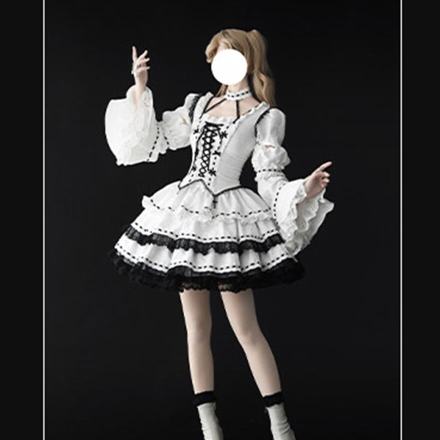 ビ*ラ様 白黒　トーションレース　懐古ロリィタ　ワンピース　Sサイズ程度 白黒レースのアイドル系ゴシックロリィタワンピース｜クロスリボン