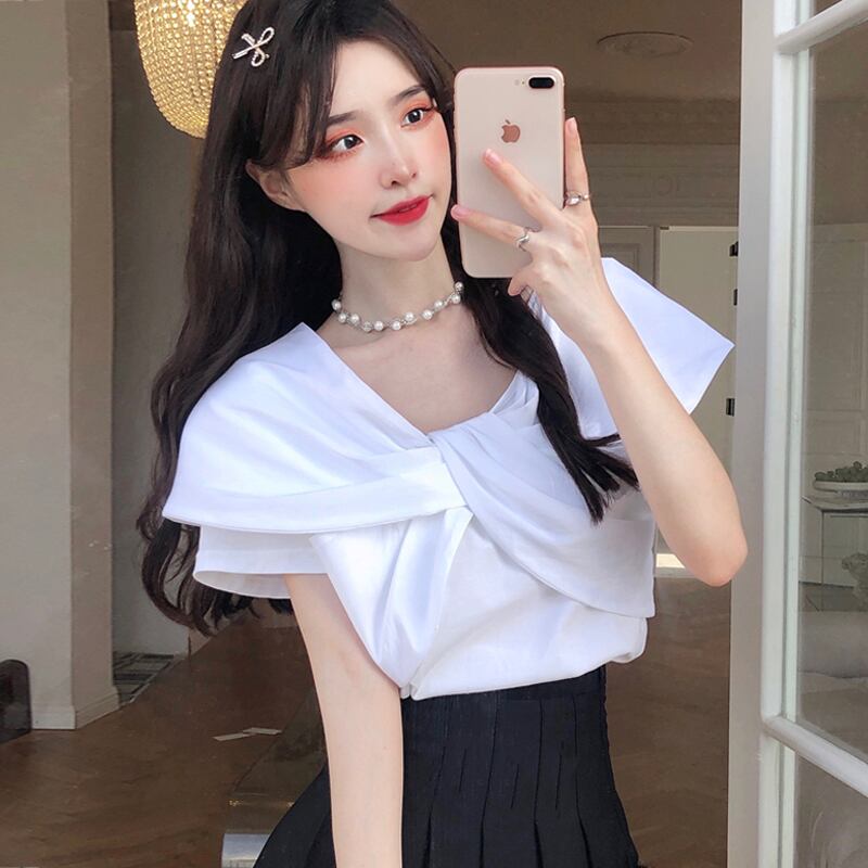 ホワイトTシャツ サマースタイル 夏物 試着室93341077019