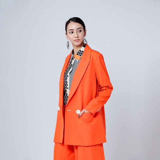 orange -jacket-