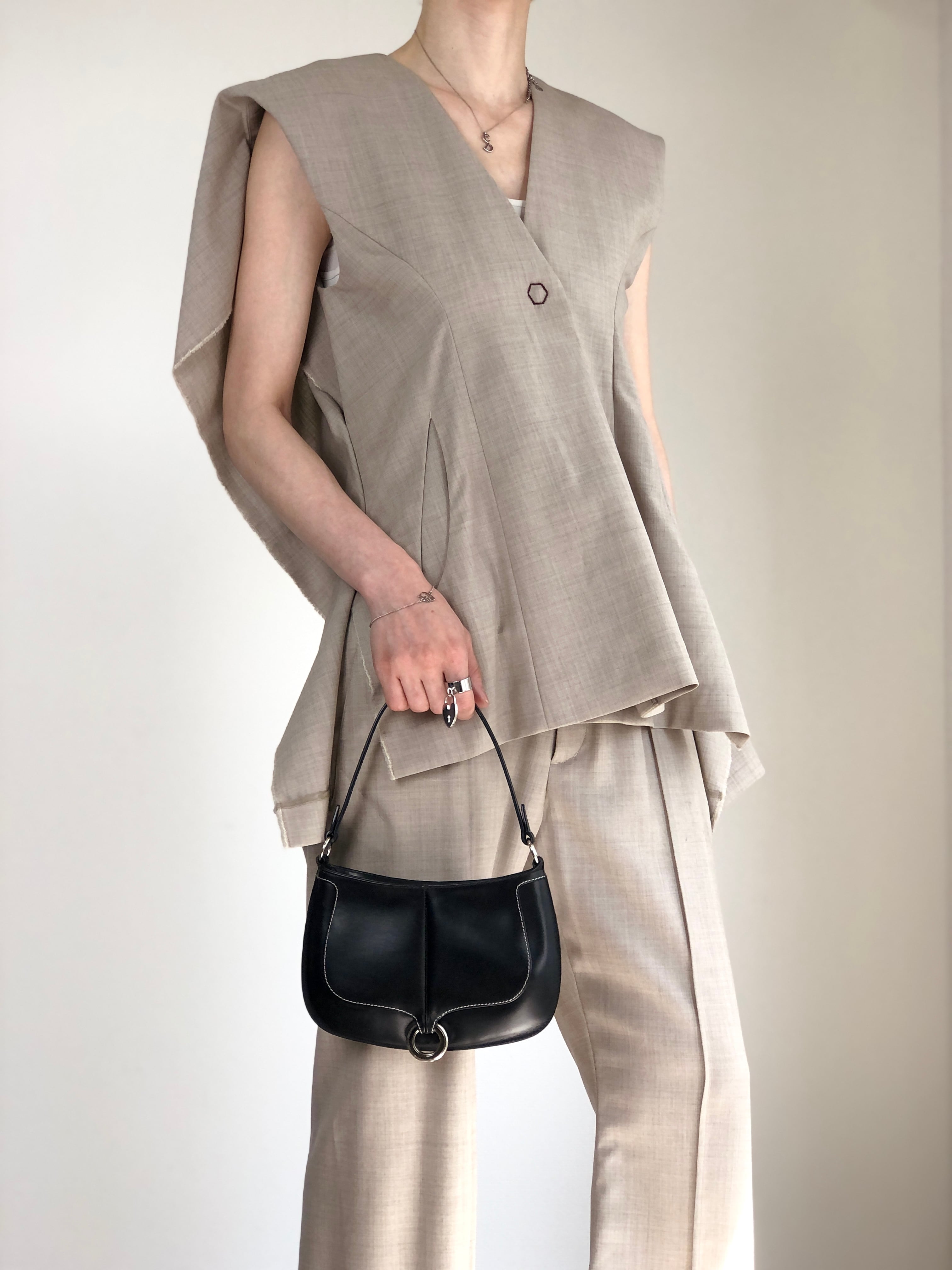 LOEWE ロエベ ハンドバッグ ブラック ロゴ サークルモチーフ レザー