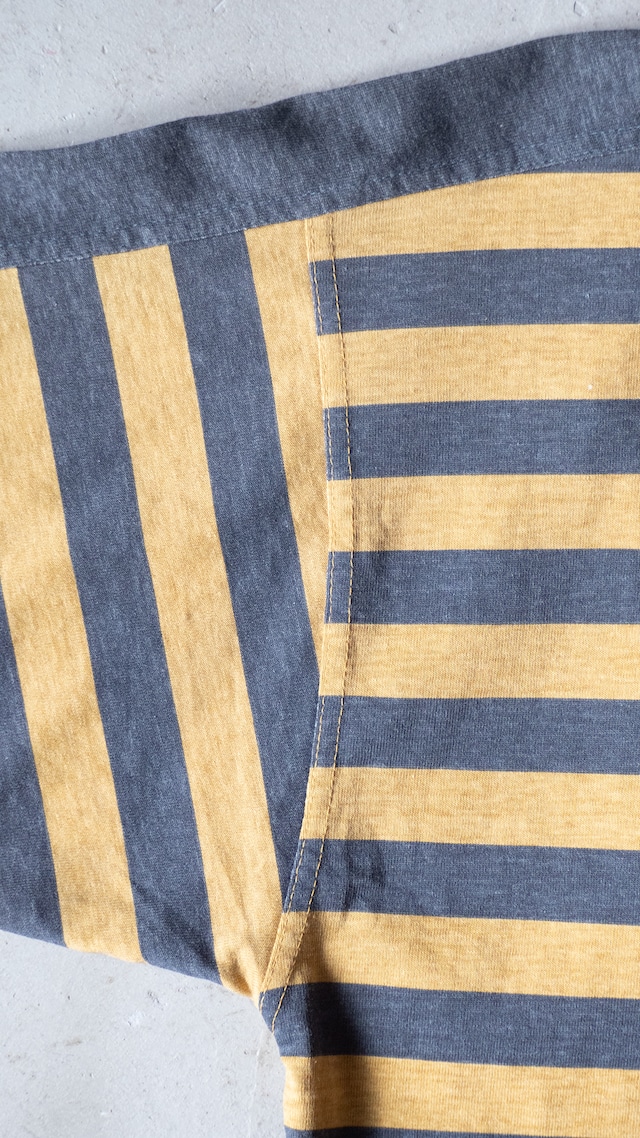 "BUGLE BOY" 1990s Panel border t-shirt