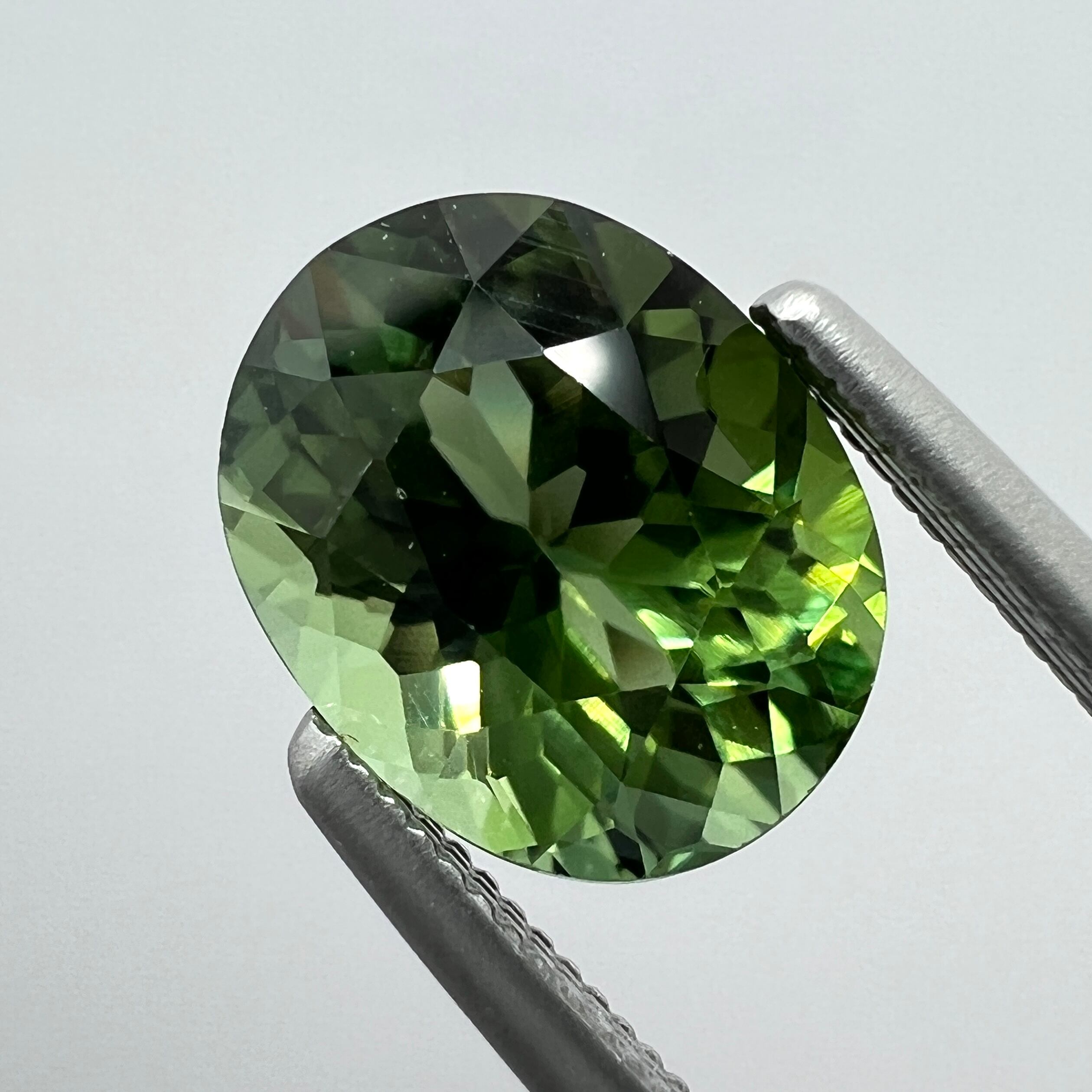 エメラルド カボションシュガーローフカット 1.46ct ルース-