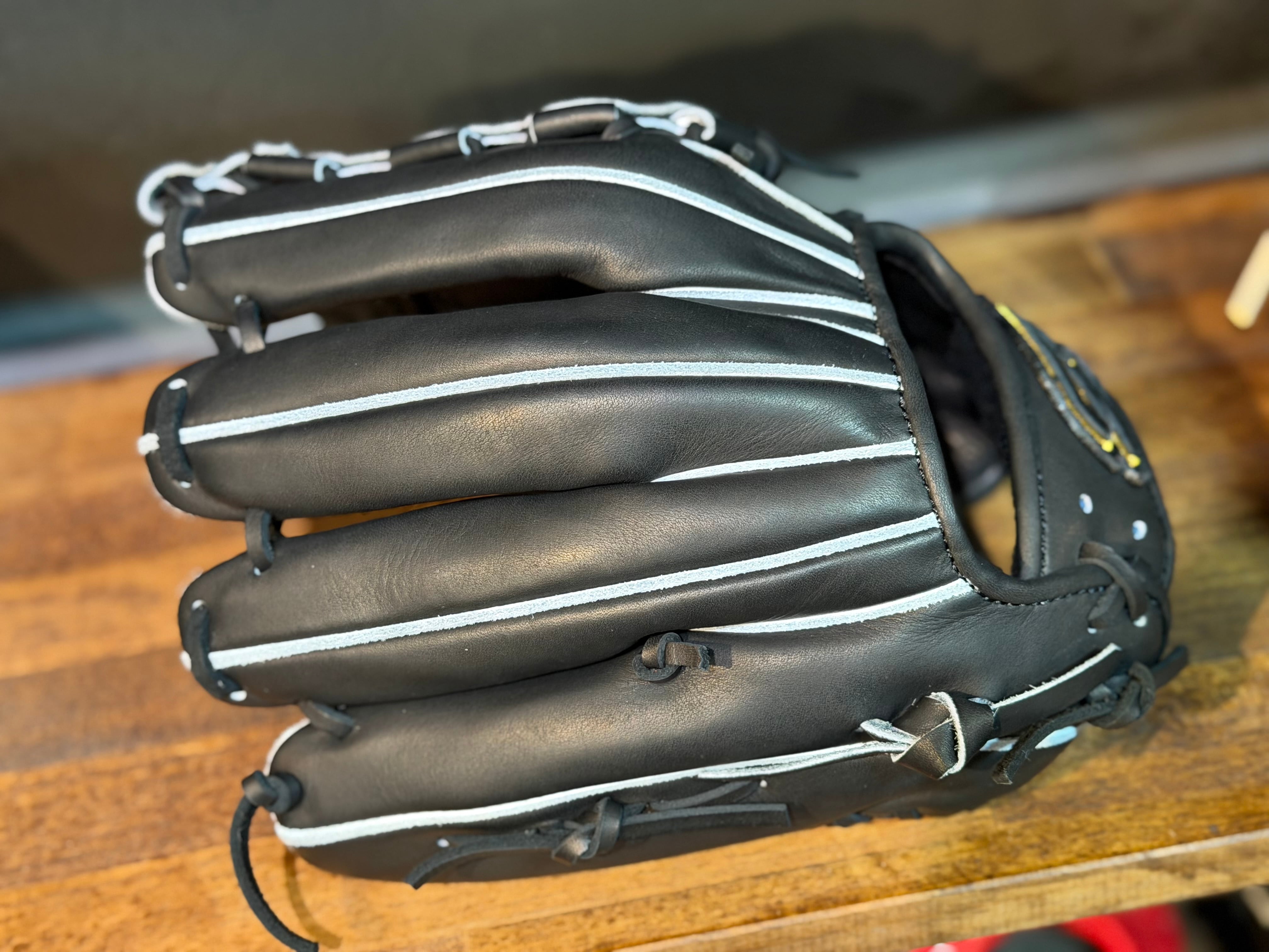 GS 軟式仕様内野用 鬼サード型5ミリアップ ゴリラブラック×ゴリラ