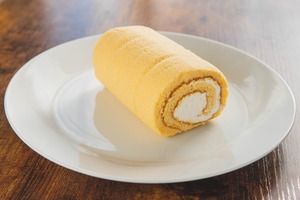 【勝手に応援プラン】たっぷり蜂蜜のロールケーキセット（バレンタインで食べたいスイーツフェス）