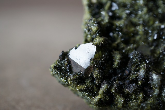 トルコ産エピドート/クォーツ Epidote / Quartz 1505