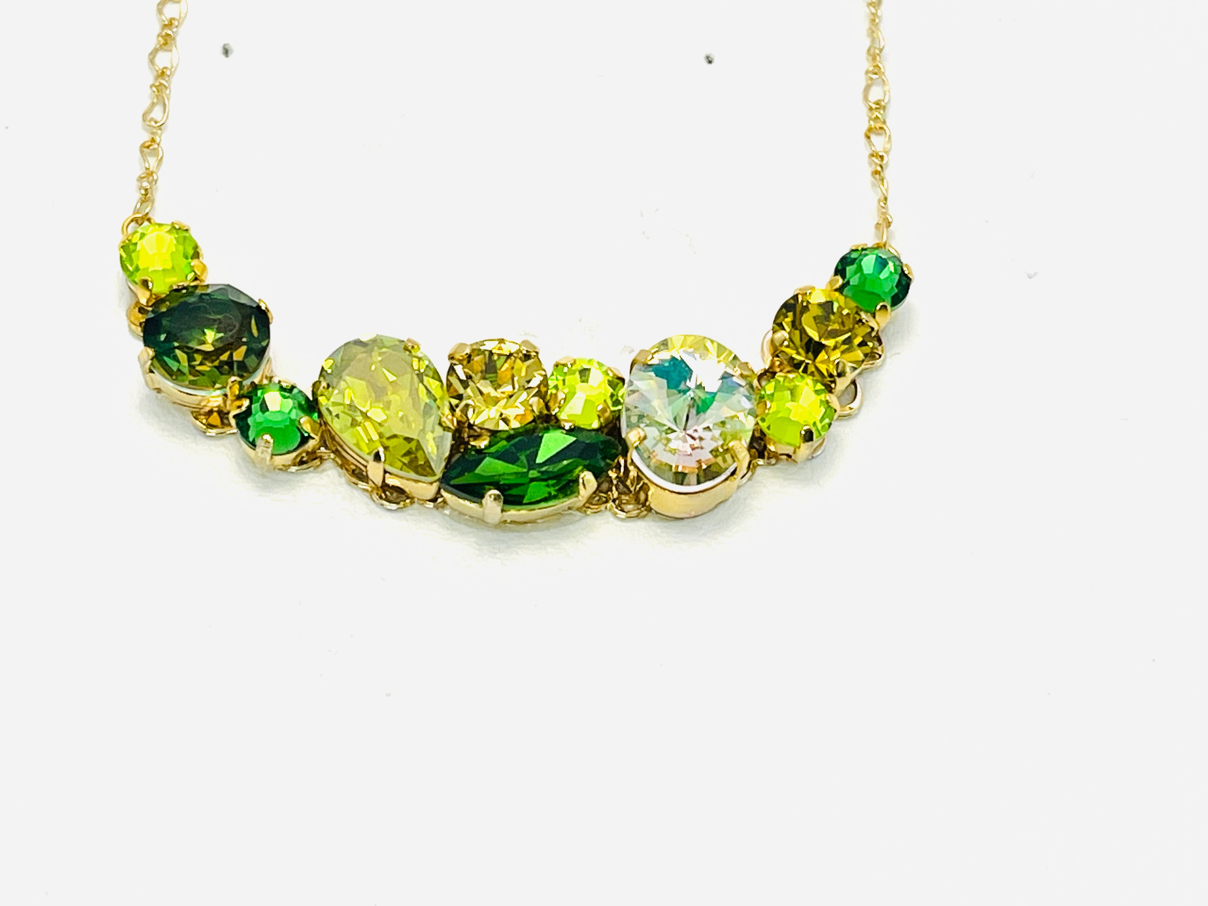 【saphiret】オーバルローズカットサフィレット　ネックレス saphiret】オーバルローズカットサフィレット ネックレス