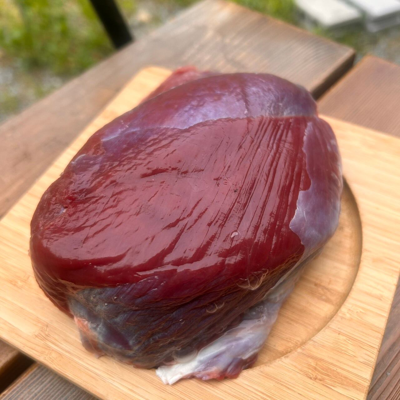 大鹿村産 鹿肉冷凍200g 真空パック | 森の小さな秘密基地 犬用ジビエ販売