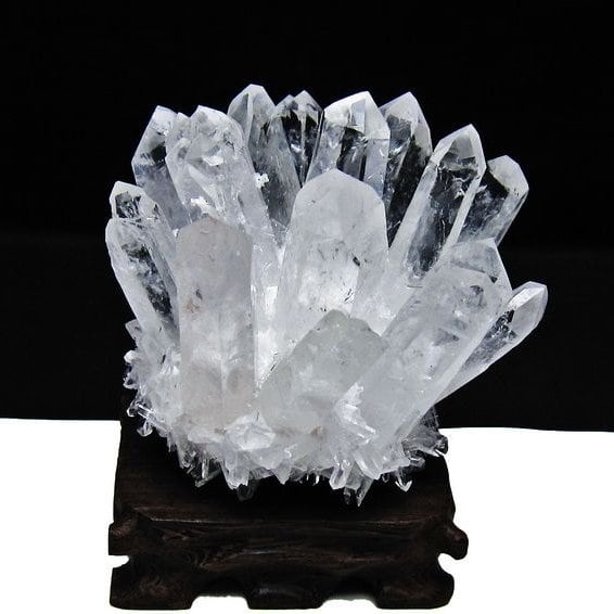 水晶 クラスター 水晶 原石 台座付属 一点物 182-8344