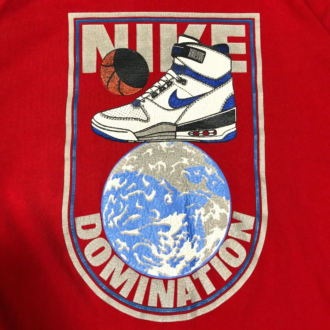 「NIKE DOMINATION」 スニーカー イラスト プリントTシャツ | 【公式】am3:41 -NBA古着ショップ- powered by  BASE