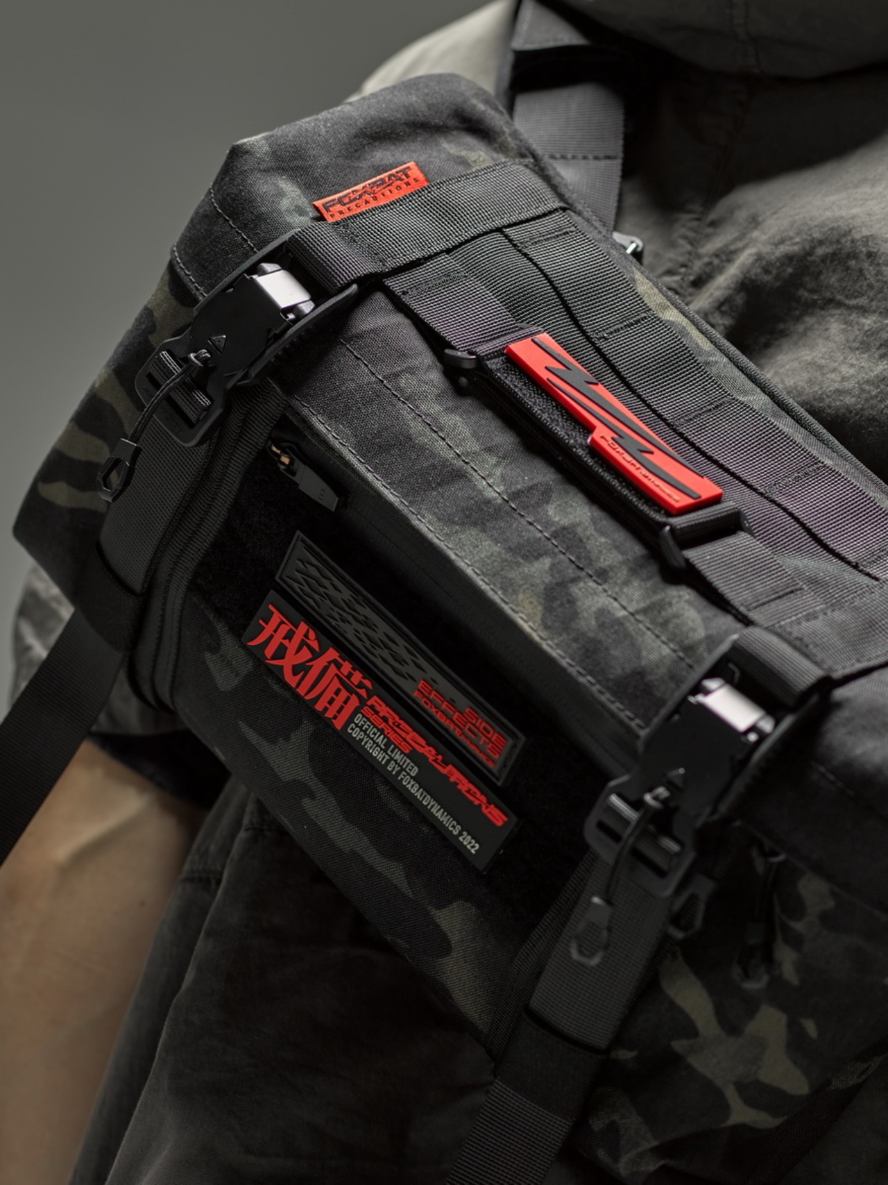 FOXBAT ベルクロパッチ 「PRECAUTIONS」