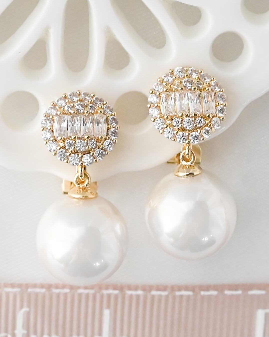 パール ビジューピアス/イヤリングゴールド【AE2604-24G】